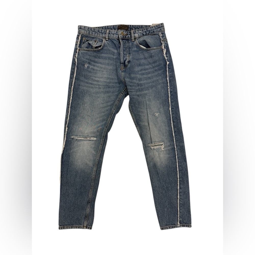Zara Blue Relaxed Jeans with Distressed Details Size 31